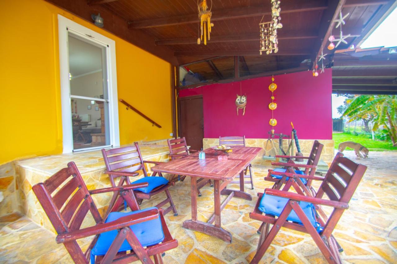 Loukas Farm House Agios Kirikos  ภายนอก รูปภาพ